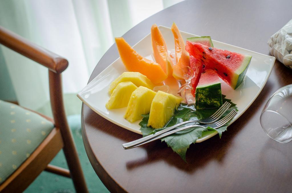 Hotel Santacroce Meeting スルモナ 部屋 写真