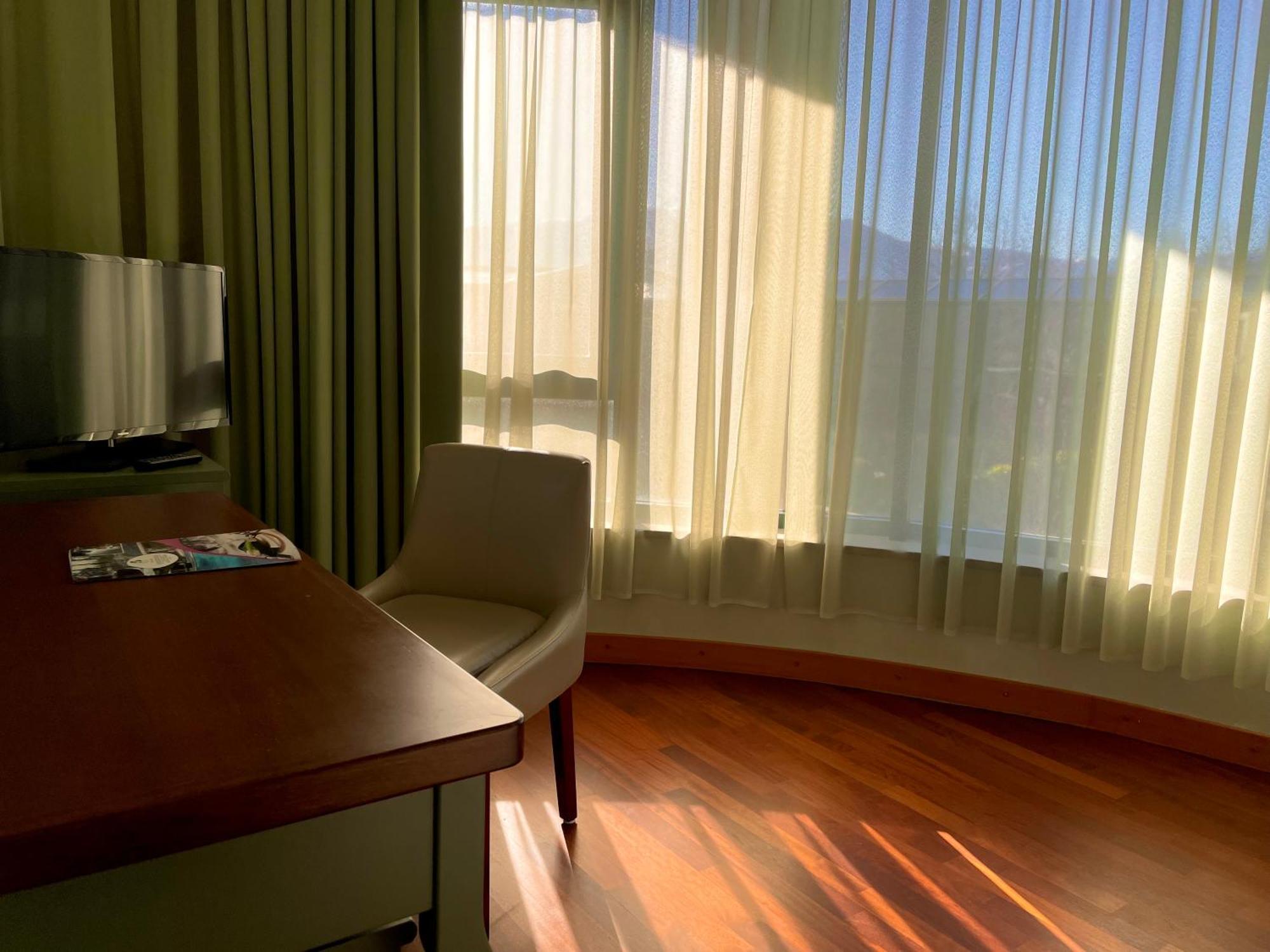 Hotel Santacroce Meeting スルモナ 部屋 写真